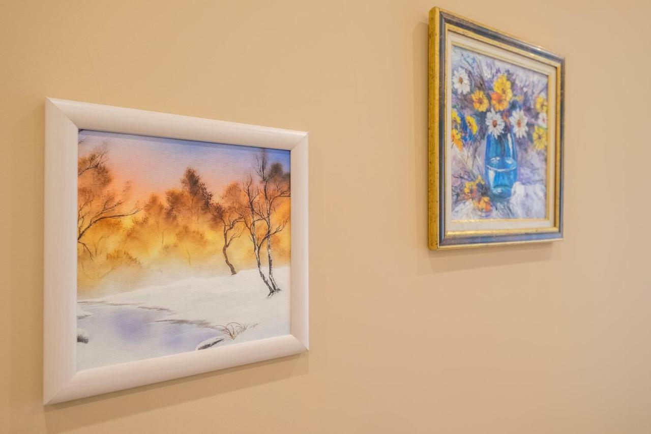 Modern 2 Bedroom Apartment Next To Vitosha Str. Szófia Kültér fotó