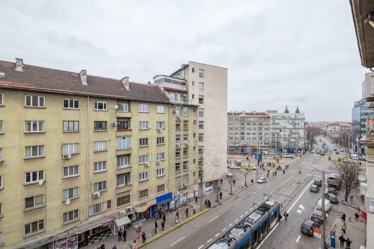 Modern 2 Bedroom Apartment Next To Vitosha Str. Szófia Kültér fotó